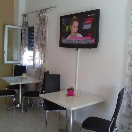 Hotel To Giouli Wolos