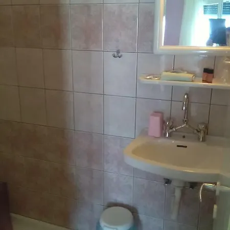 To Giouli Hotel