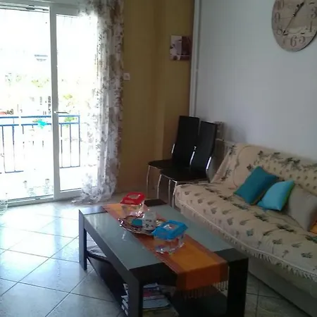 To Giouli Hotel *