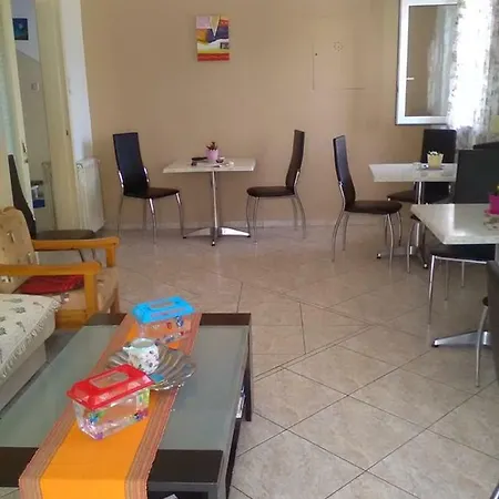 To Giouli Hotel