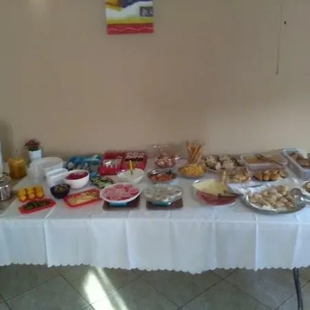 To Giouli Hotel *