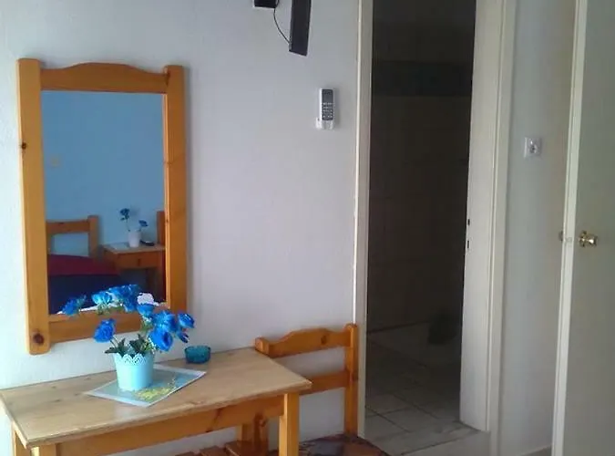 To Giouli Hotel Volos