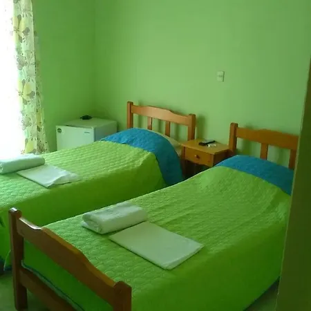 To Giouli Отель Волос