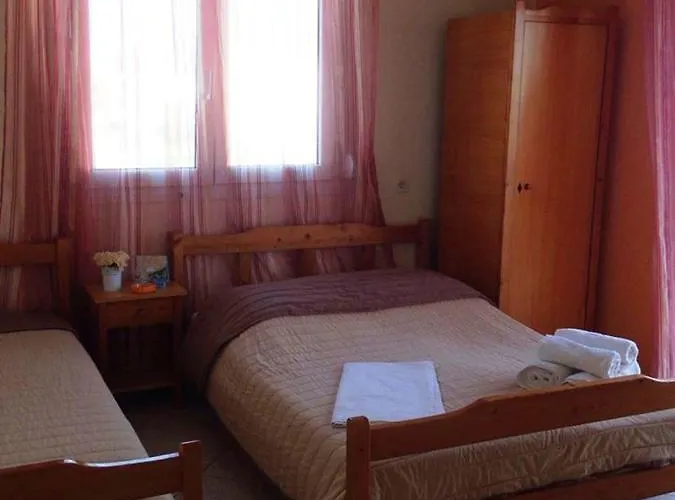 To Giouli Hotel Volos